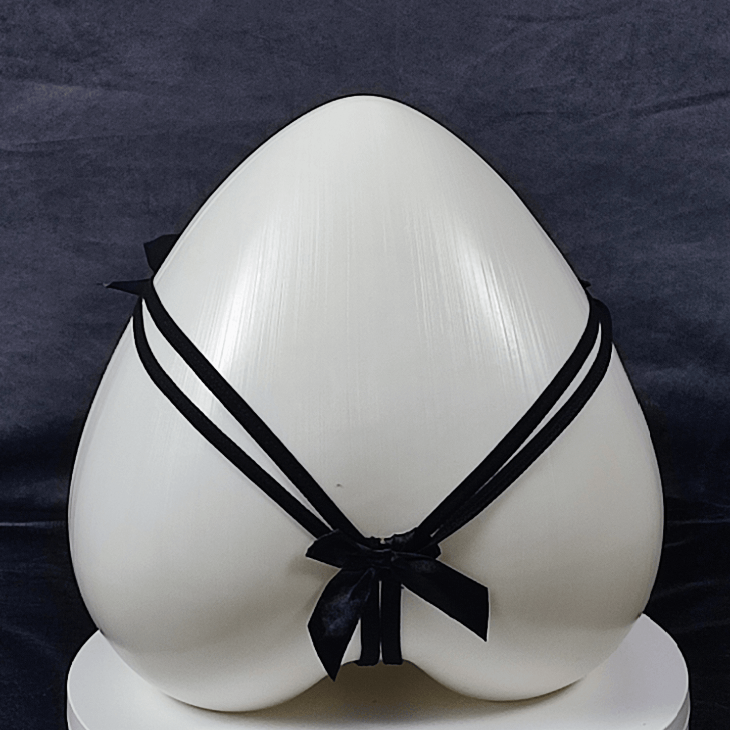 Bow Strappy Thong | Color: Black | Size: Free |