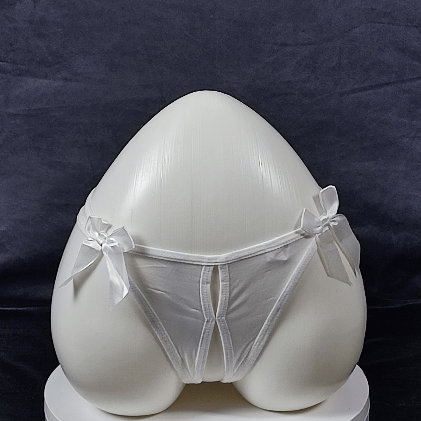 Pack of 2 Bow Strappy Thong in Snow White with satin bows and elegant double-strapped design.