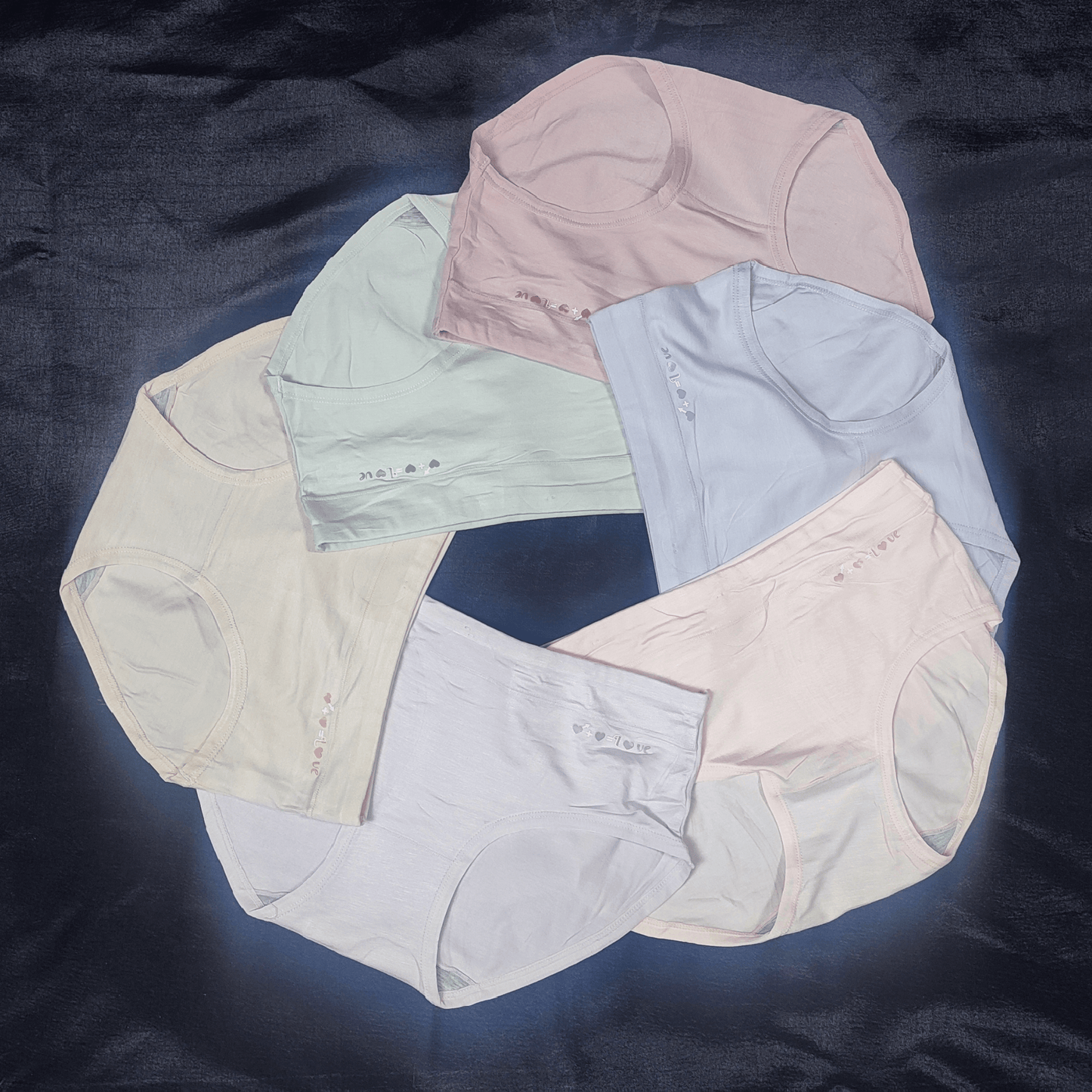 Pack of 3 Glow Comfort Panty (Random Colors)