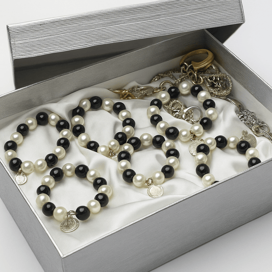 Black & Pearl Heart Charm Bracelet - ComfyBliss