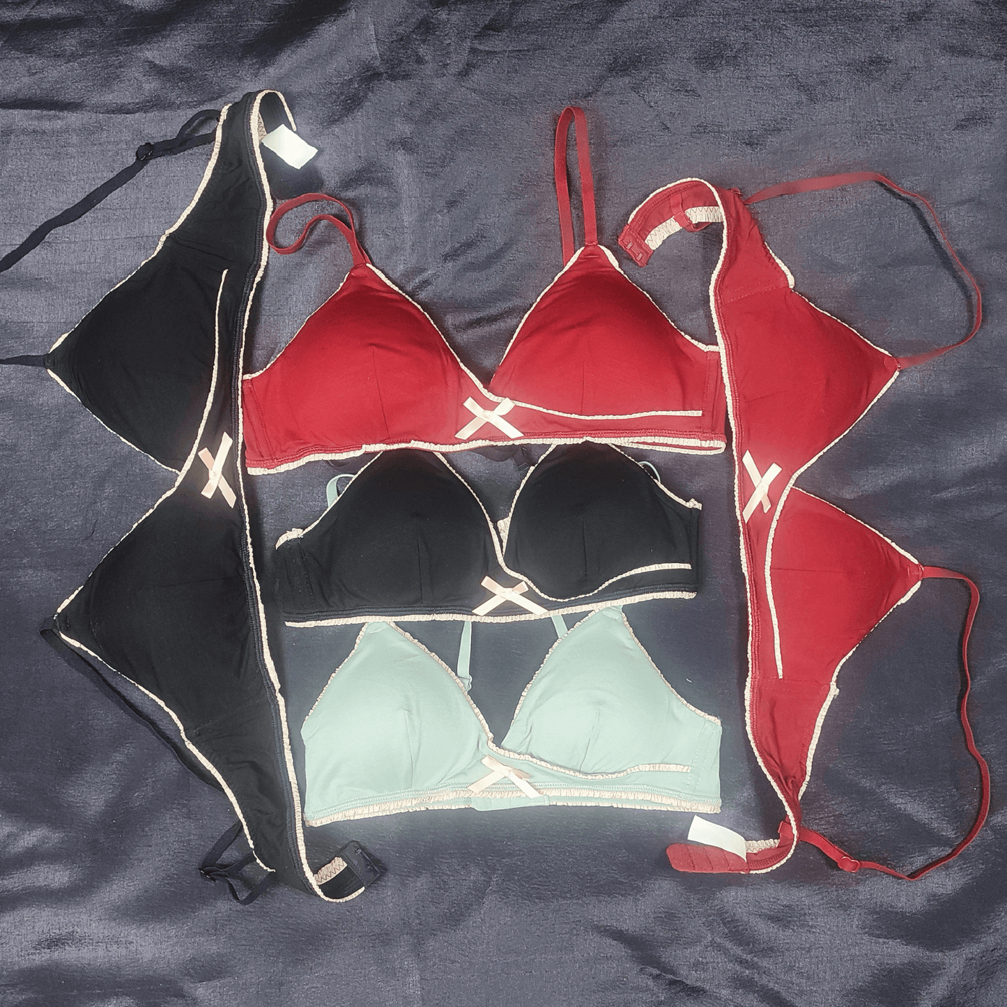 Lace - Trim Soft Bra (Poison Ivy) - Bra - ComfyBliss
