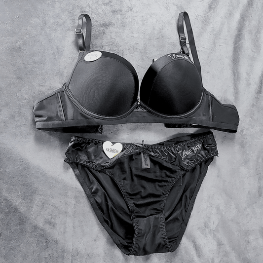 LoveWhisper Set (Midnight Sin) - Bra - ComfyBliss