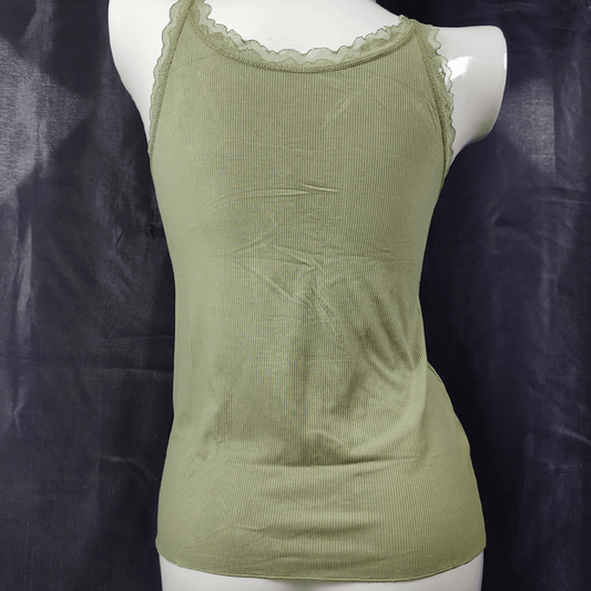 Soft Lace Camisole - Padded - Removeable (Poison Ivy) - Camisoles & Shorts - ComfyBliss