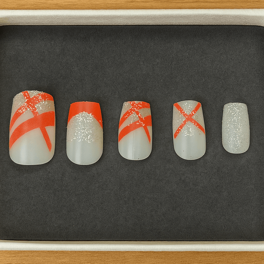 Sparkle & Stripe – Press - On Nail Set - Accessories - ComfyBliss