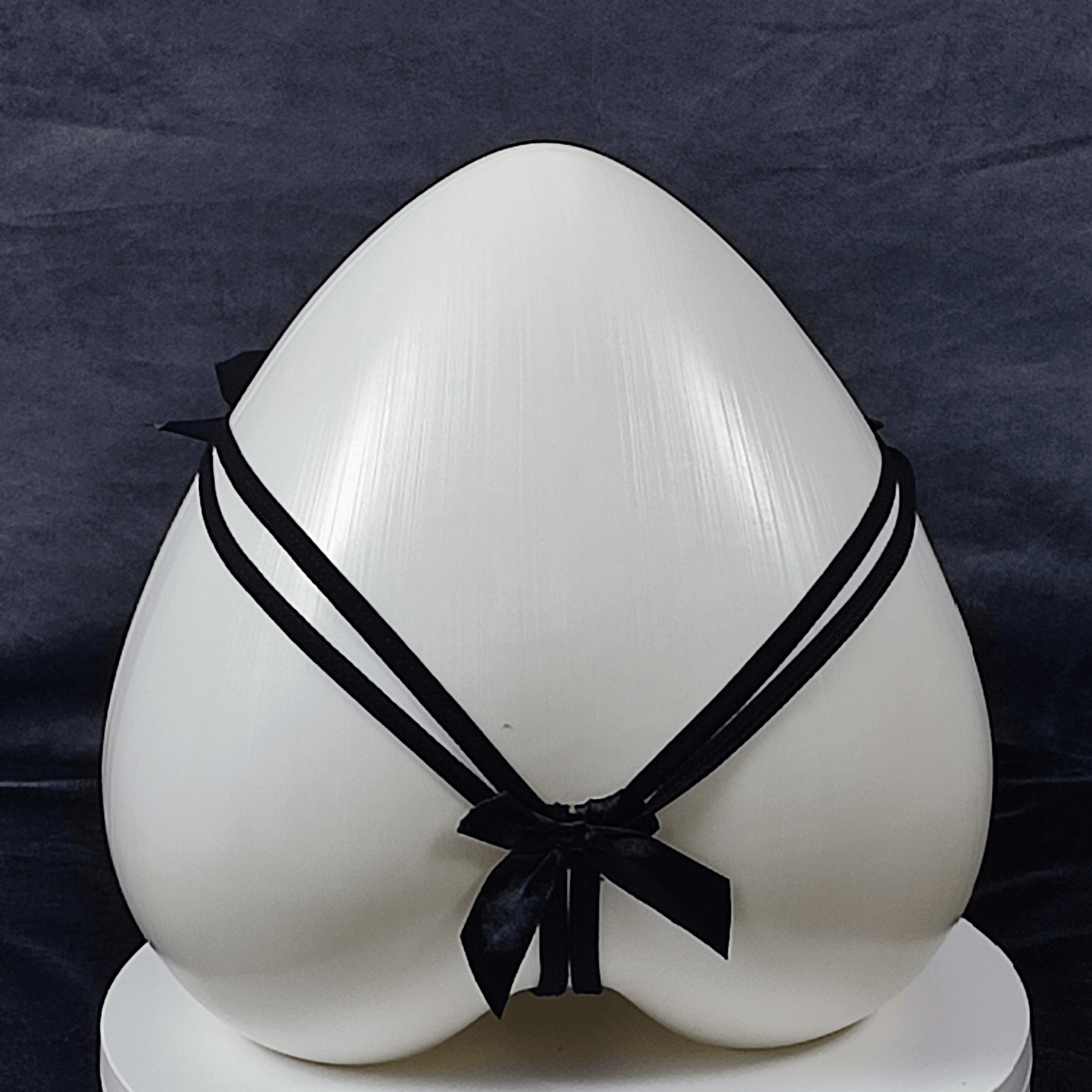 Bow Strappy Thong | Color: Black | Size: Free |