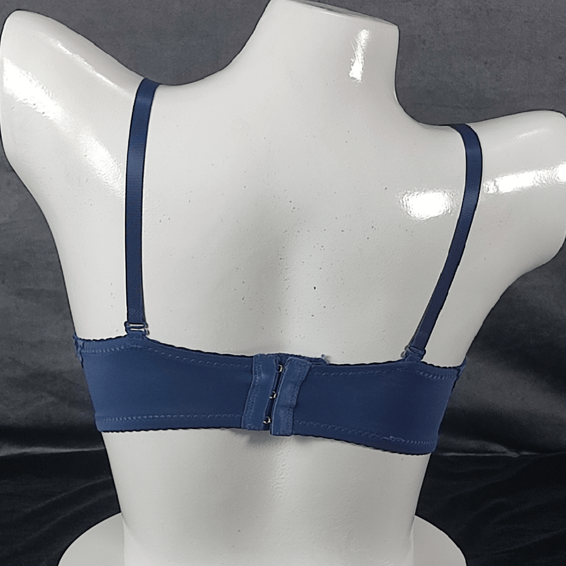 Floral Elegance Padded Bra | Color: White | Size: 36 | Bra style: Push-up