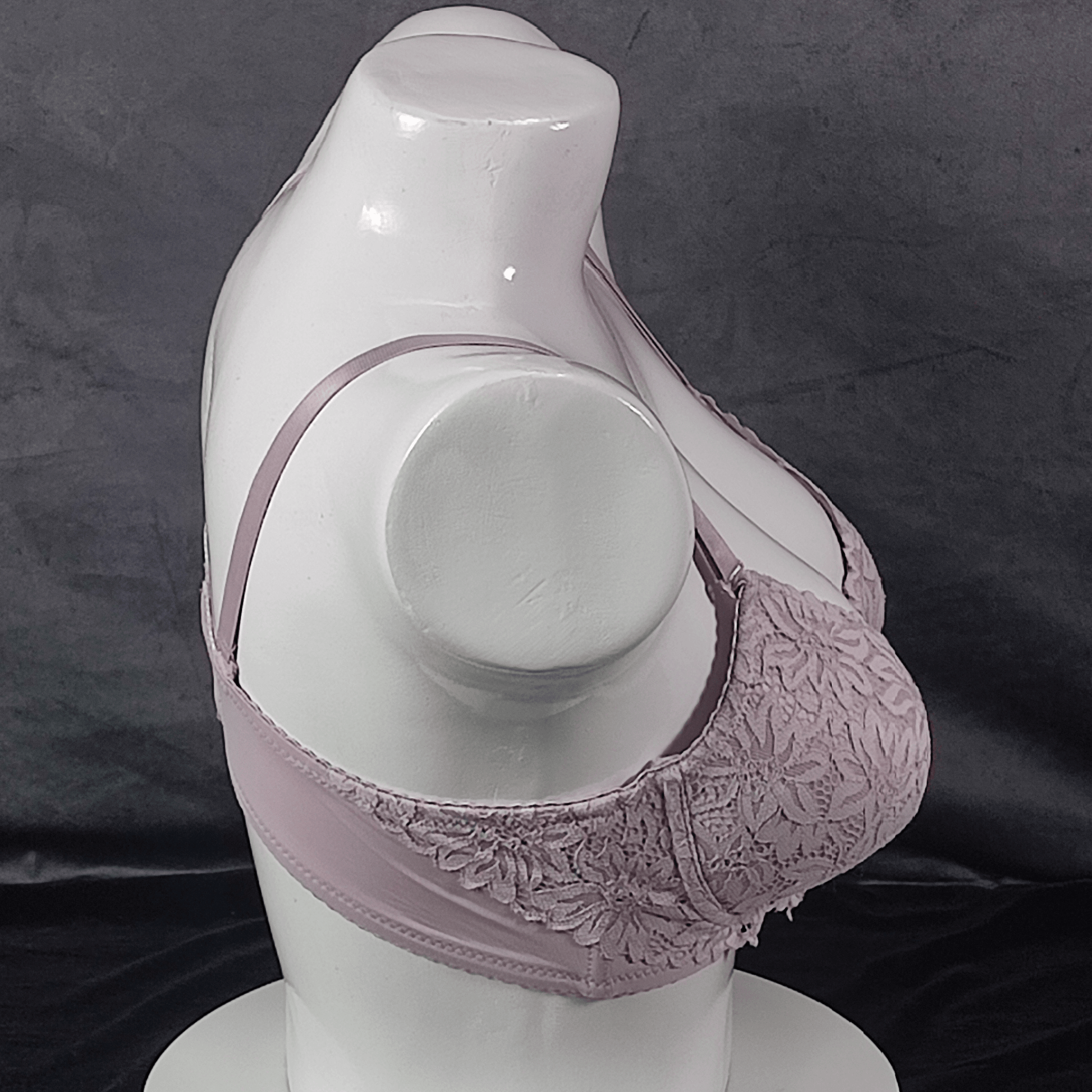 Floral Elegance Padded Bra | Color: White | Size: 36 | Bra style: Push-up