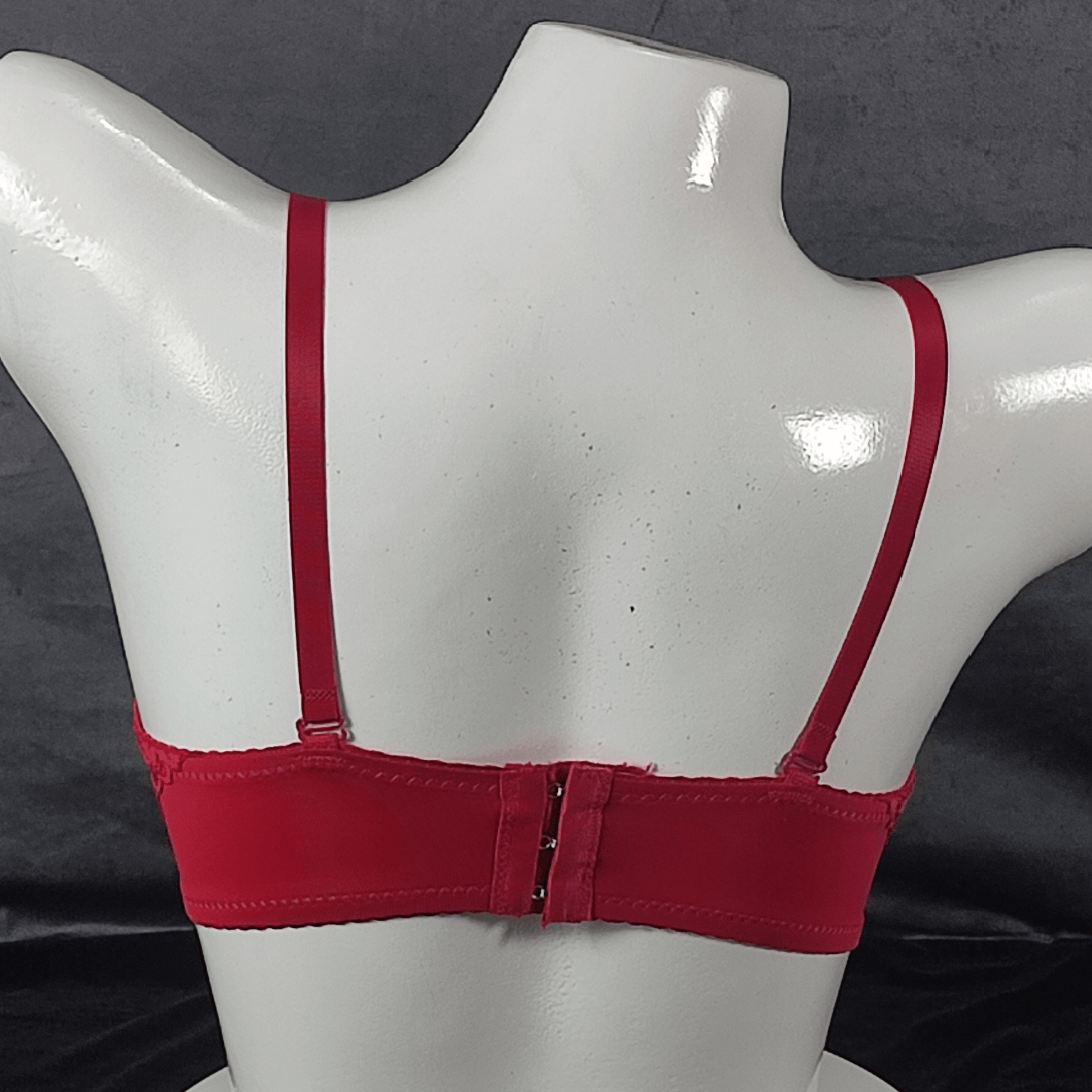 Floral Elegance Padded Bra | Color: White | Size: 36 | Bra style: Push-up
