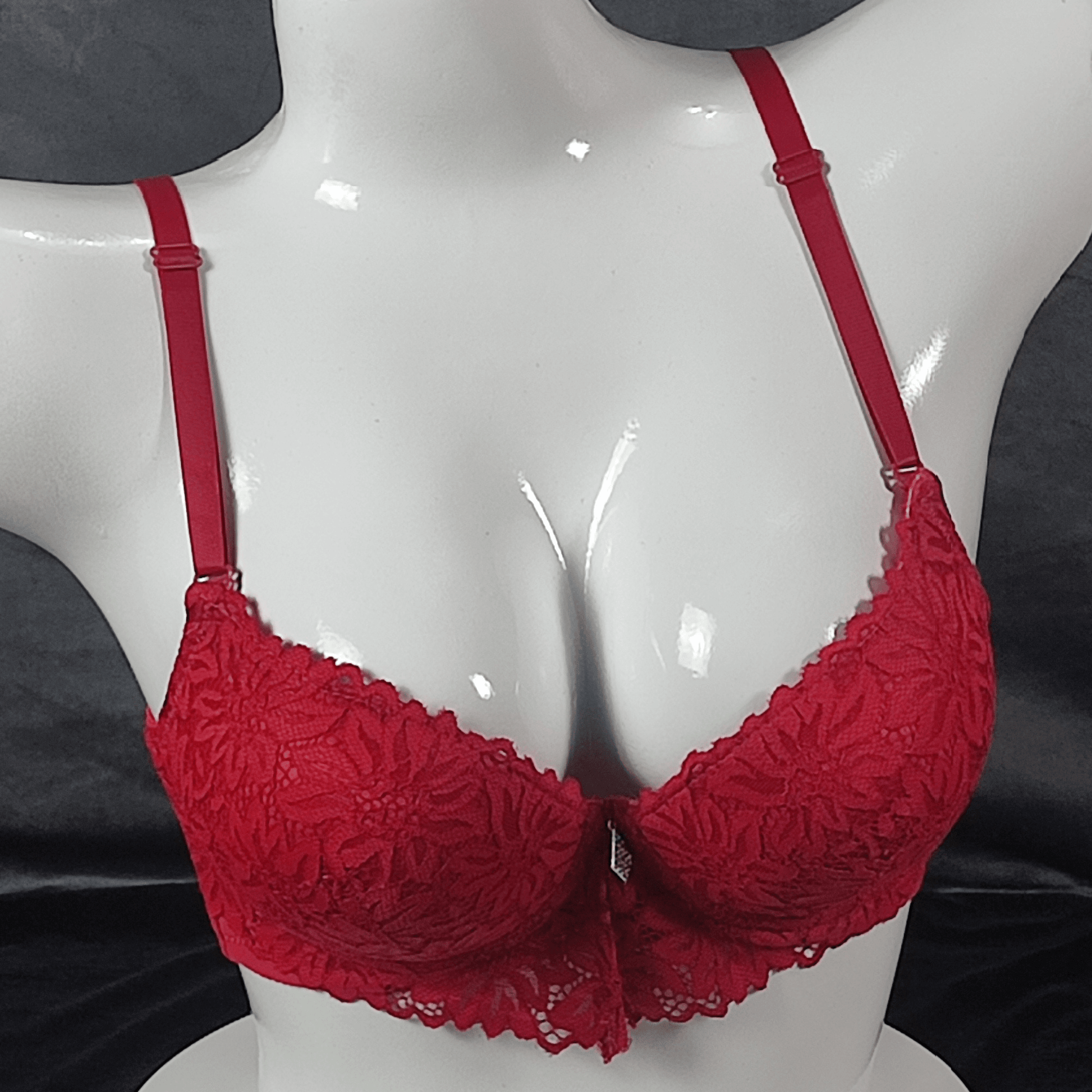 Floral Elegance Padded Bra | Color: Red | Size: 36 | Bra style: Push-up