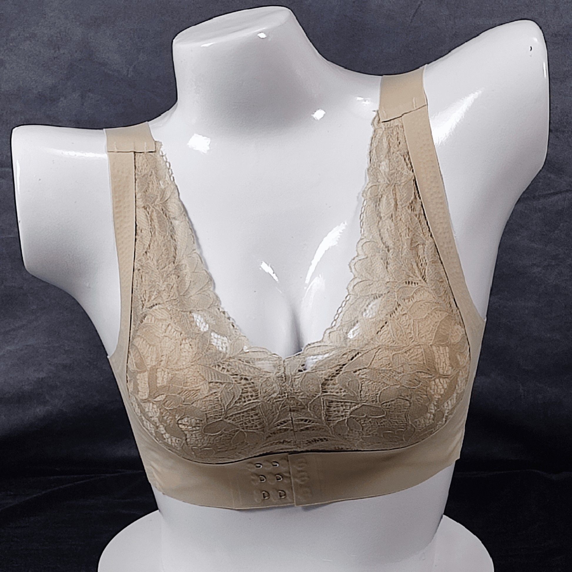 GlamFit Breeze Front Closure Bra | Color: Ivory | Size: Small | Bra style: Push-up