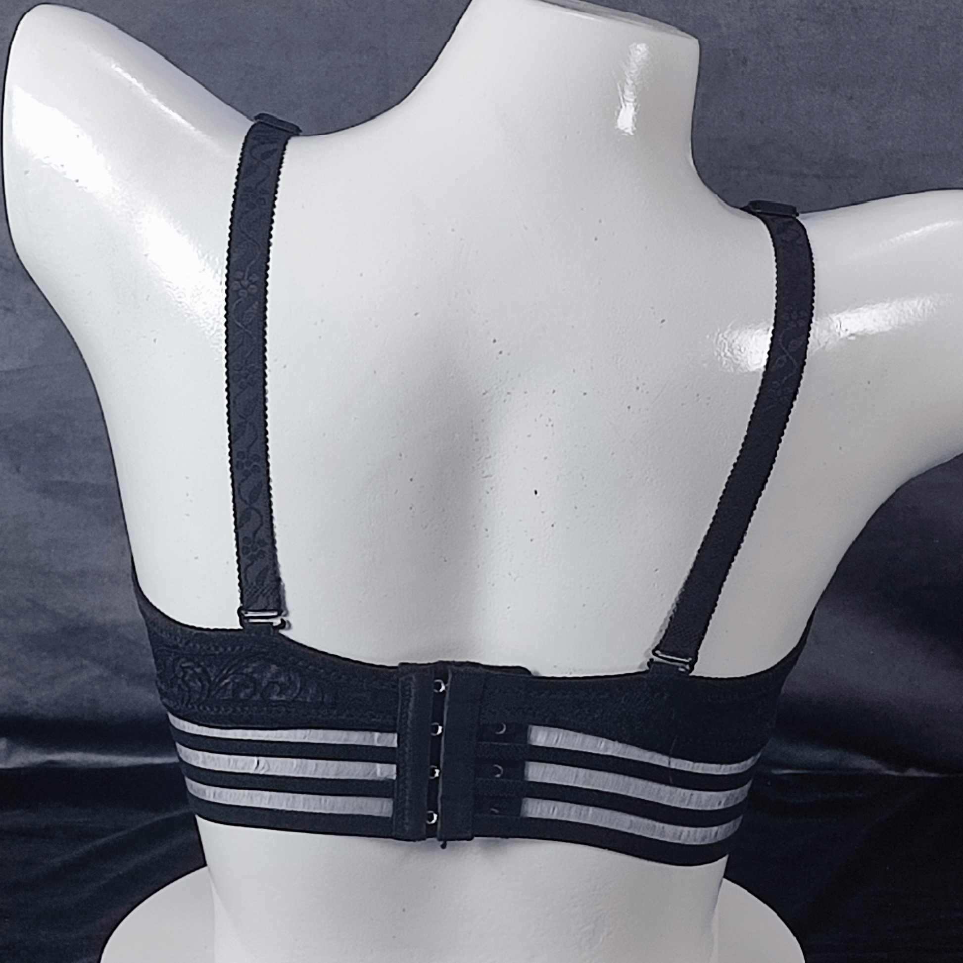 GlowEdge Bra | Color: Black | Size: 36 | Bra style: Push-up