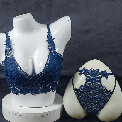 Lace Symphony Bralette Set | Color: Navy | Size: S/M |