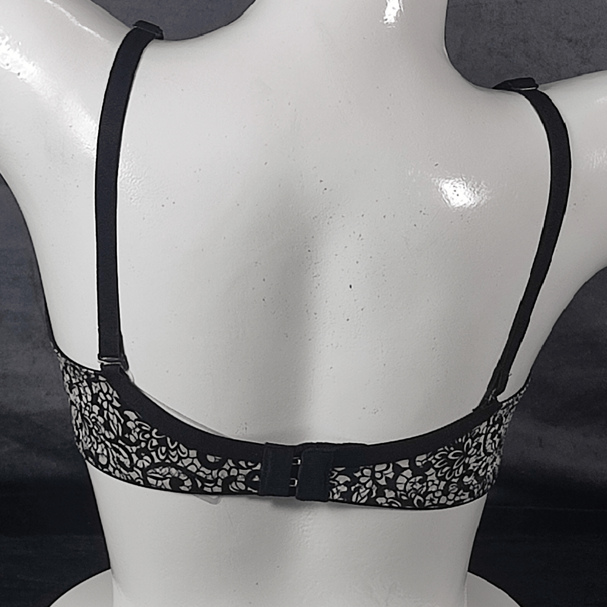 Dark Blossom Padded Bra | Color: Black | Size: 32 | Cup size: B