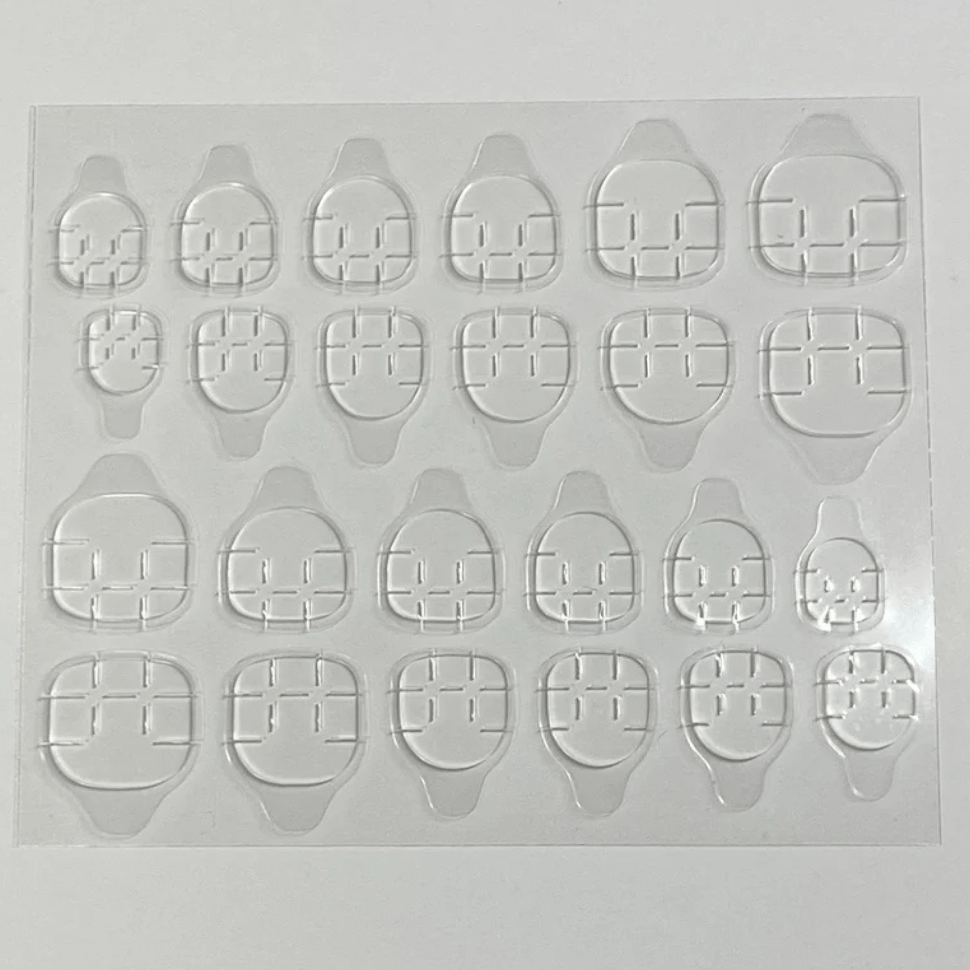 Celestial Kiss – Press - On Nail Set - Accessories - ComfyBliss