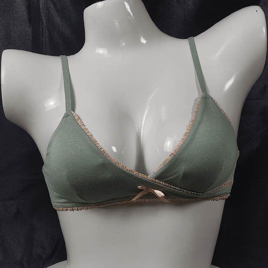 Lace - Trim Soft Bra (Poison Ivy) - Bra - ComfyBliss
