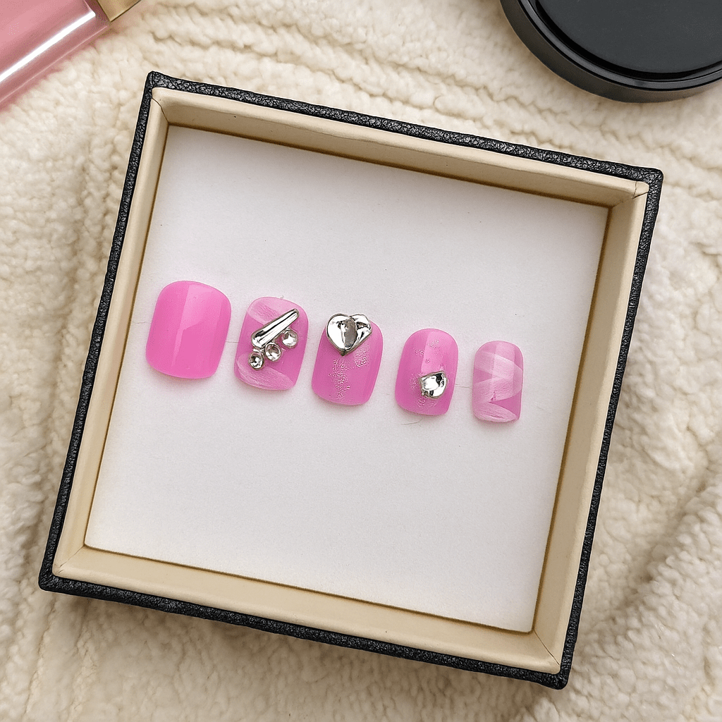 Pink Glitz Hearts – Press - On Nail Set - Accessories - ComfyBliss