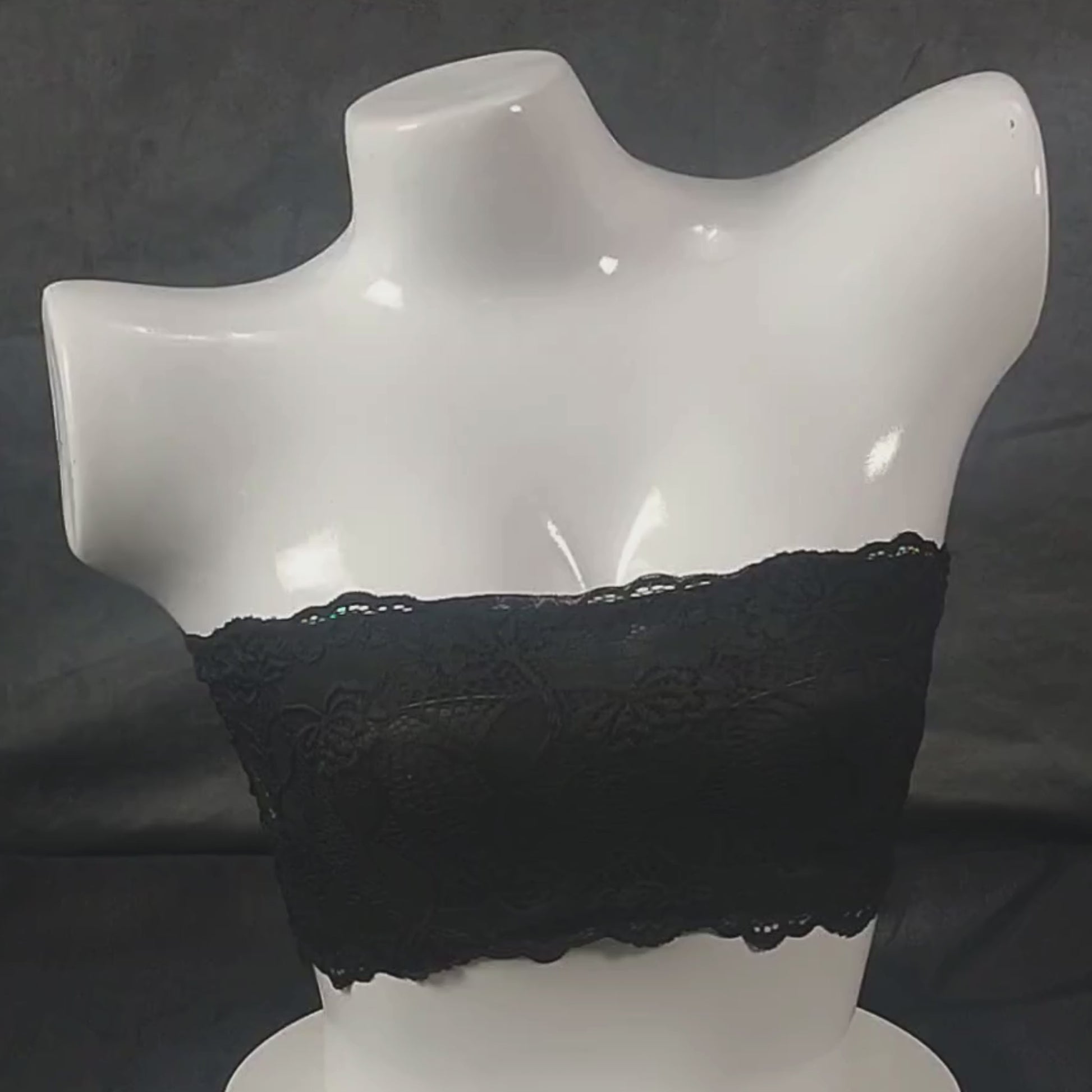 Ethereal Bloom Strapless Bra | Color: Black | Size: S/M | Bra style: Strapless