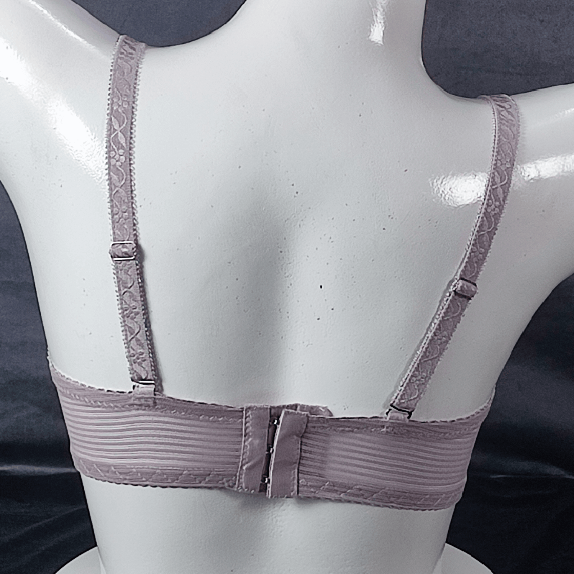 Soft & Sleek Padded Bra (Poisoned Petal) - Bra - ComfyBliss